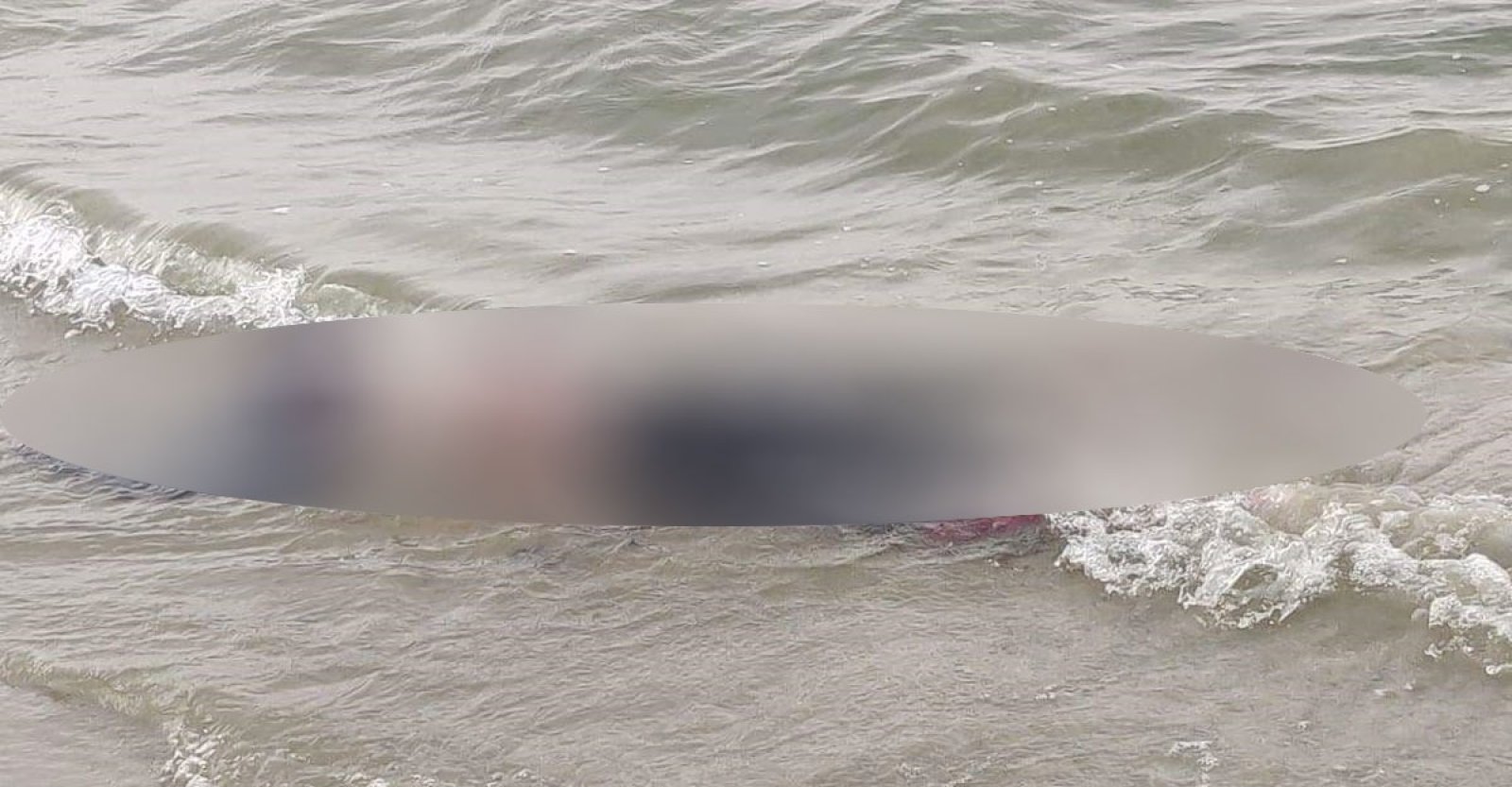 পদ্মায় ভাসছিল অজ্ঞাত ব্যক্তির মরদেহ