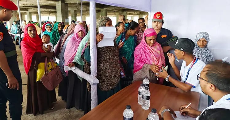 কুমারখালীতে ২২ বছর ধরে বিনামূল্যে চক্ষু সেবা