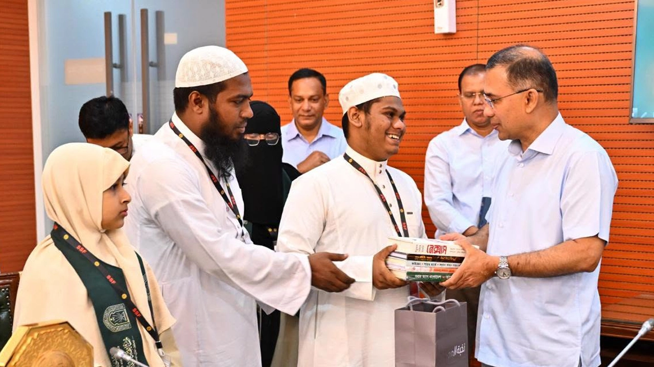 কোরআন প্রতিযোগিতার বিজয়ীদের সংবর্ধনা প্রধানমন্ত্রীর